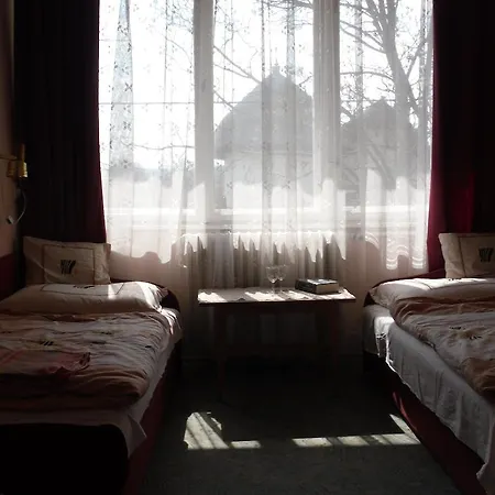 Hotel Napsugár 2*