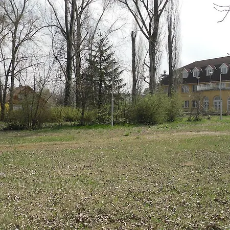 Napsugar Szallo 2*